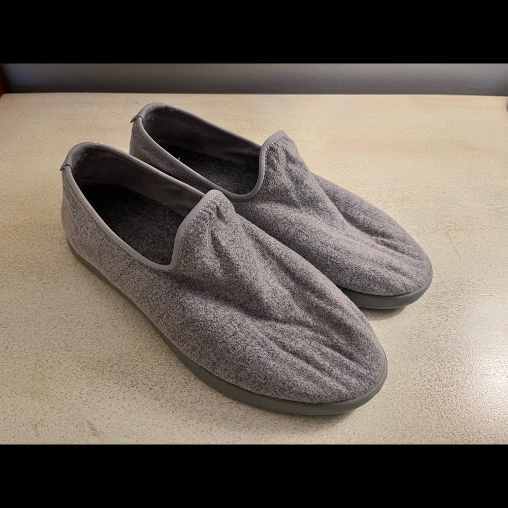 All birds mens slippers